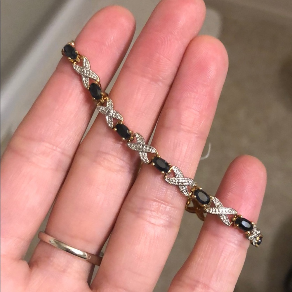 Black & silver gem bracelet (never worn)